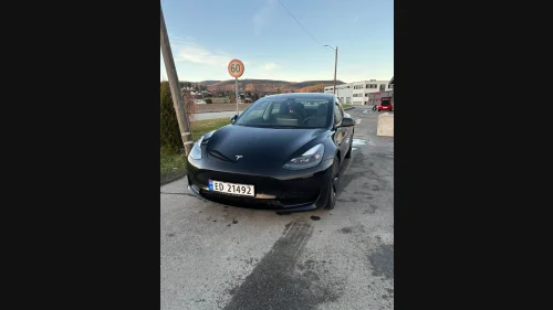 TESLA Model 3 Standard Range Plus RWD