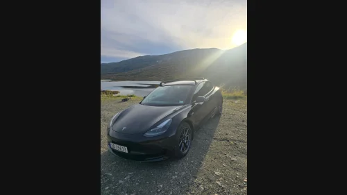 TESLA Model 3 Standard Range Plus RWD