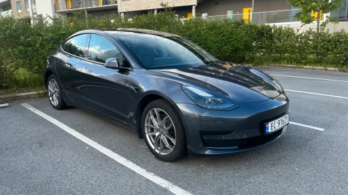 TESLA Model 3 Standard Range Plus RWD