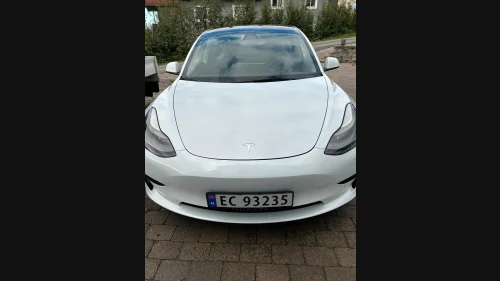TESLA Model 3 Standard Range Plus RWD