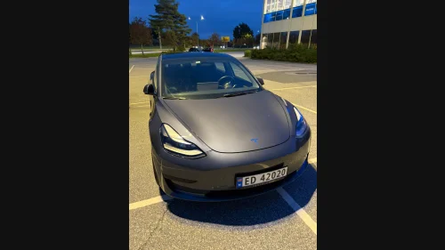 TESLA Model 3 Standard Range Plus RWD