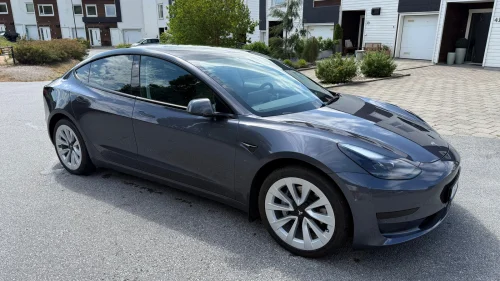 TESLA Model 3 Standard Range Plus RWD