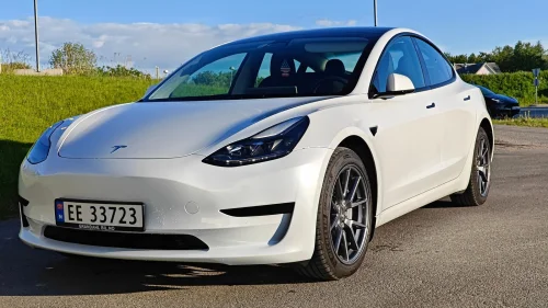 TESLA Model 3 RWD 283hk
