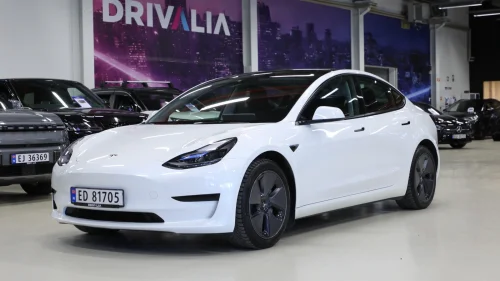 TESLA Model 3 SR RWD 283HK/Enhanced Autopilot/Skinn/Ledlys
