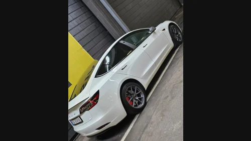 TESLA Model 3 RWD 283hk