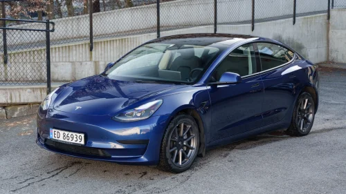 TESLA Model 3 RWD 283hk