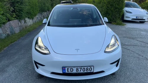 TESLA Model 3 Standard Range Plus RWD 20’’ sommerhjul