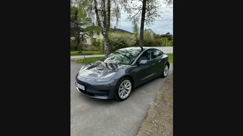 TESLA Model 3 Standard Range Plus RWD