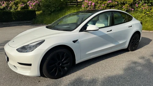 TESLA Model 3 SR+ WLTP 491/VARMEPUMPE/RYZEN/AUTOPILOT/283HK