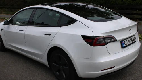 TESLA Model 3 RWD 283hk