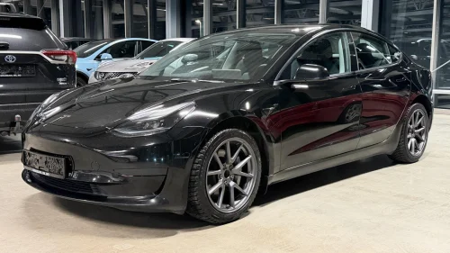 TESLA Model 3 SR + -Varmepumpe -AMD RYZEN - Leasing firma / privat