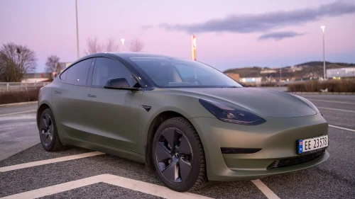 TESLA Model 3 RWD 283hk