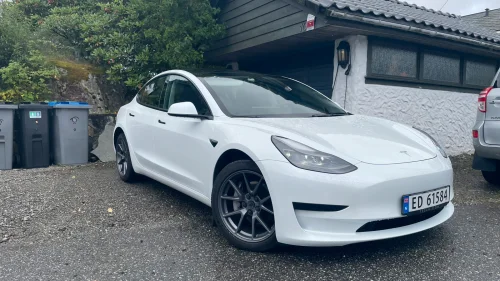 TESLA Model 3 RWD 283hk, Varmepumpe, isofix, norsk bil, nybilgaranti