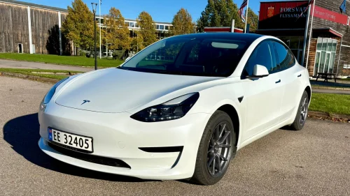 TESLA Model 3 RWD 283hk