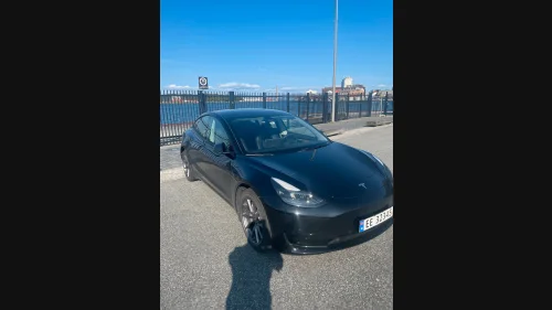 TESLA Model 3 3