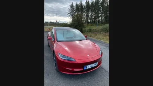 TESLA Model 3 RWD 513KM Highland