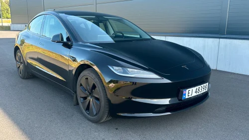 TESLA Model 3 Flott bil !!  Hengerfeste, Proff Lakkbehandling