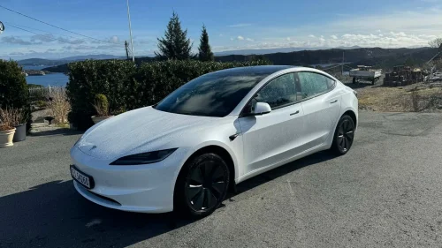 TESLA Model 3 RWD 283hk