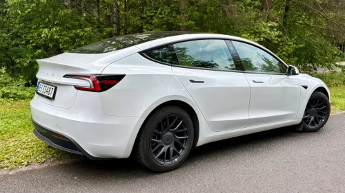 TESLA Model 3 RWD, 283hk, HF, S+V, pearlwhite