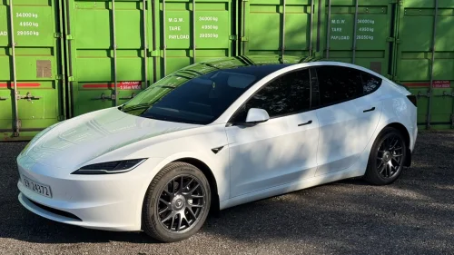TESLA Model 3 PREMIUM RWD/TILHENGERFESTE/GARANTI/S+V