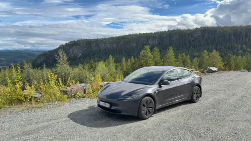 TESLA Model 3 RWD 283hk