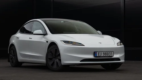 TESLA Model 3 RWD 283hk
