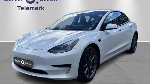 TESLA Model 3 Model 3