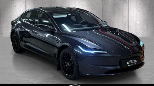 TESLA Model 3 SR RWD - Autopilot/Ambient/Panoramatak++