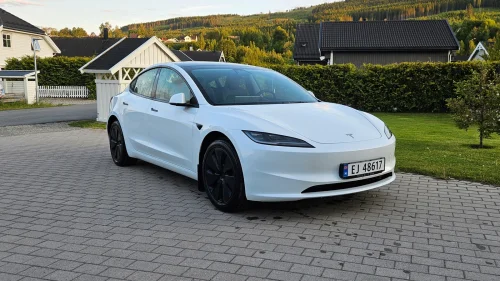TESLA Model 3 RWD 283hk