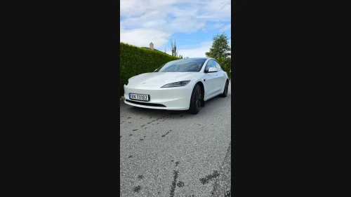 TESLA Model 3 Highland/autopilot/513km/premium/S+V