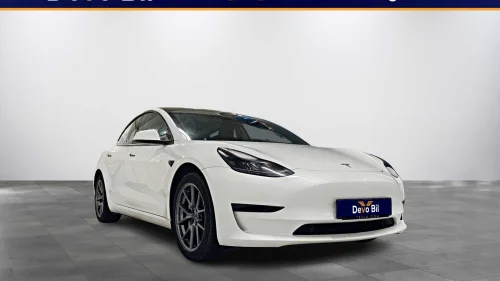 TESLA Model 3 Standard Range/ 491km/ Autopilot/ V.Pumpe/ Rattvarme