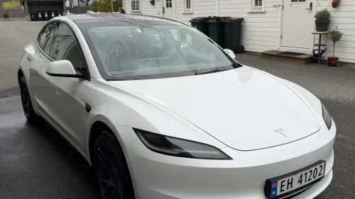 TESLA Model 3 RWD 283hk