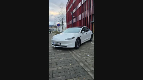 TESLA Model 3 2025 ny type. Autopilot, s/v dekk