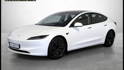 TESLA Model 3 Highland SR RWD | Hengerfeste | Autopilot | Panorama