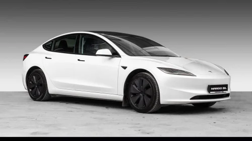 TESLA Model 3 Highland/RWD/513KM/Autopilot