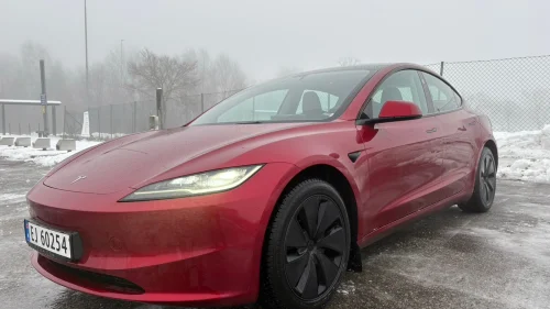 TESLA Model 3 RWD 283hk Highland 513WLTP, Hengerfeste, Originale hjul