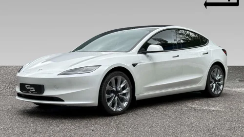 TESLA Model 3 SR RWD Highland. Som ny. Påkostet. PPF/Solfilm/Spoiler