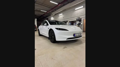 TESLA Model 3 SR+ Highland/Ventilerte seter/Ambient/Autopilot/S+V