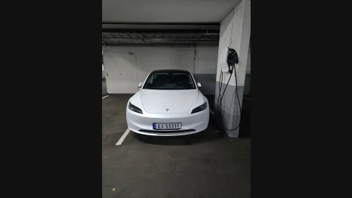 TESLA Model 3 RWD 283hk