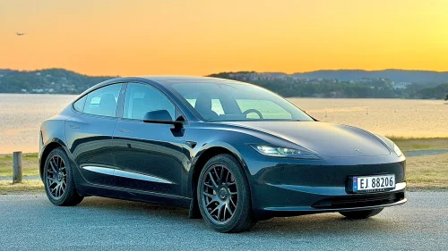 TESLA Model 3 RWD 283hk