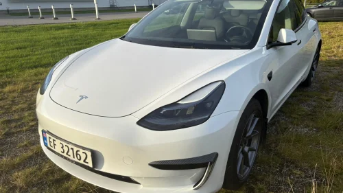 TESLA Model 3 RWD 283hk med FSD