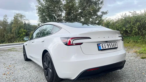 TESLA Model 3 RWD 283hk