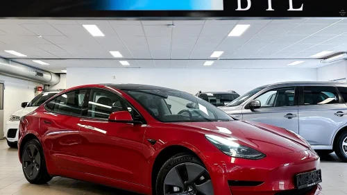 TESLA Model 3 SR WLTP 491KM AUTOPILOT - TAR INNBYTTE!