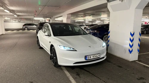 TESLA Model 3 RWD 283hk