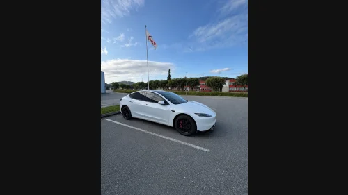 TESLA Model 3 RWD 283hk