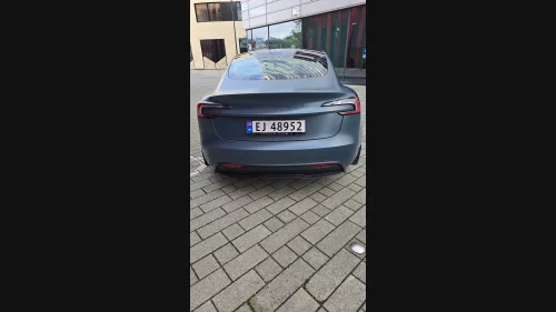 TESLA Model 3 Unik farge Folie+PPF 50.000kr Autopilot