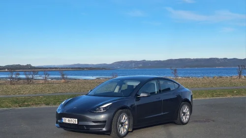 TESLA Model 3 RWD 283hk