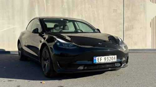 TESLA Model 3 RWD 283hk Autopilot Rattvarme Setevarme fram og bak