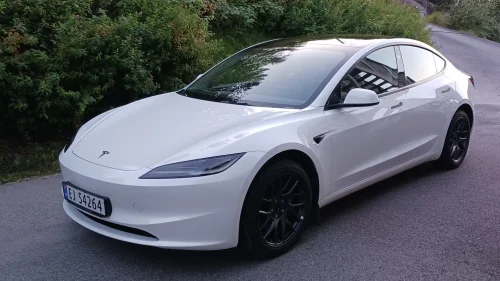 TESLA Model 3 RWD 283hk
