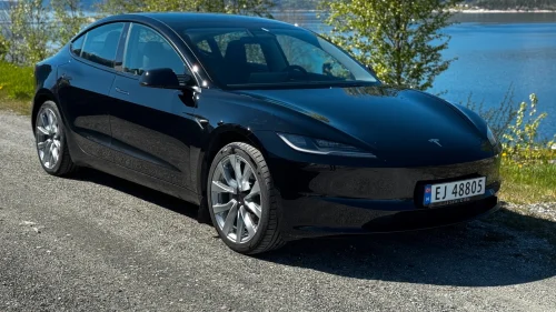 TESLA Model 3 RWD 283hk